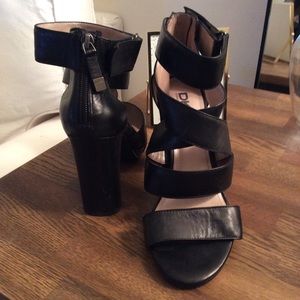 Dkny Shoes - DKNY Rose Strappy Sandal Dkny Shoes - DKNY Rose Strappy Sandal